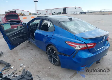 2019 Toyota Camry Xse z USA, uszkodzony, nr VIN 4T1B61HKXKU174538